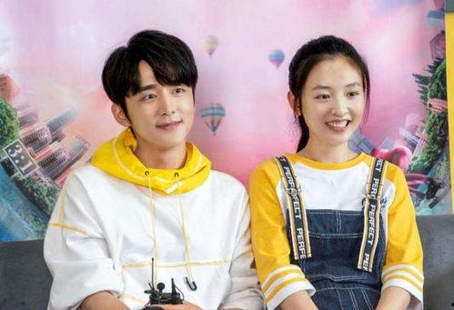 李灿和蓉儿吃瓜视频播放,揭秘娱乐圈幕后故事