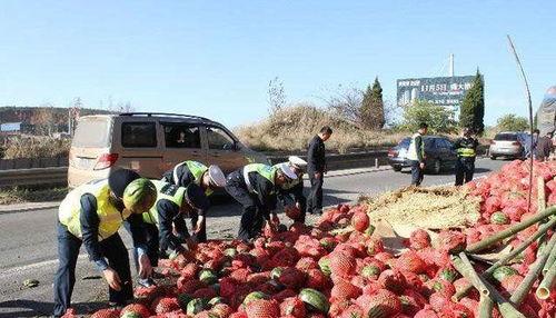 吕梁上安村吃瓜事件视频,一场引发热议的乡村冲突瞬间