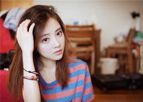 康县主播二饼吃瓜视频,揭秘网络热点背后的真相