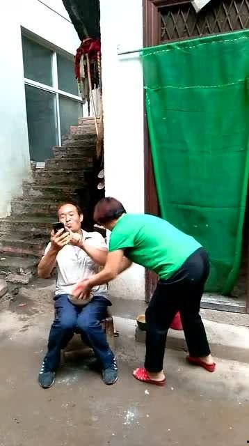 吃瓜边看书视频,解锁休闲阅读新姿势