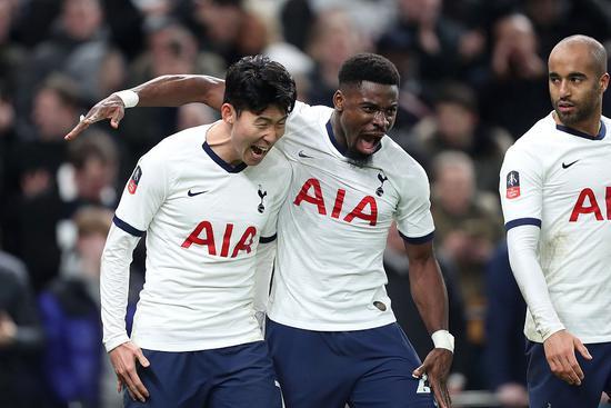 热刺吃瓜完整视频,一场足球场上的“瓜田李下”