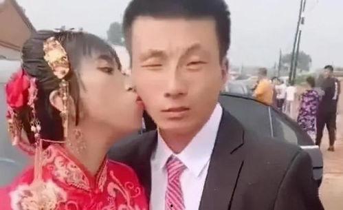 抖音新娘新郎吃瓜视频,甜蜜瞬间引发网友热议