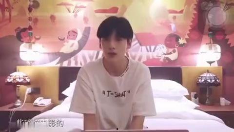 最近吃瓜大学生视频,大学生“吃瓜”视频引发热议，揭秘校园生活新现象