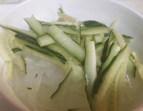 老美吃瓜视频大全,揭秘美国社会热点事件背后的真相