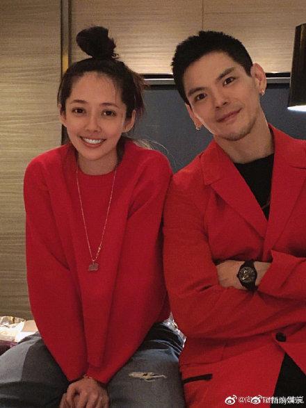 吃瓜向太向佐视频大全,吃瓜视频大全回顾甜蜜瞬间