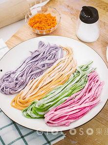 如何用吊瓜做面条吃视频,家常美味新尝试