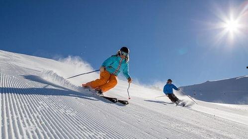 成都滑雪吃瓜事件视频,一场意外引发的社交风波