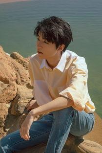 王俊凯阿瑟吃瓜视频下载,揭秘明星幕后趣事