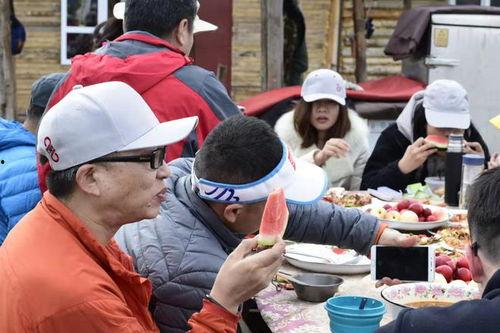 嘉定吃瓜群众新闻视频,新闻视频背后的故事与真相