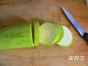 角瓜煮着吃视频,家常美味，营养满分